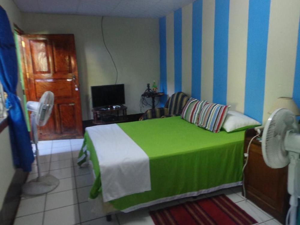 Hostal Leyendas León Zewnętrze zdjęcie