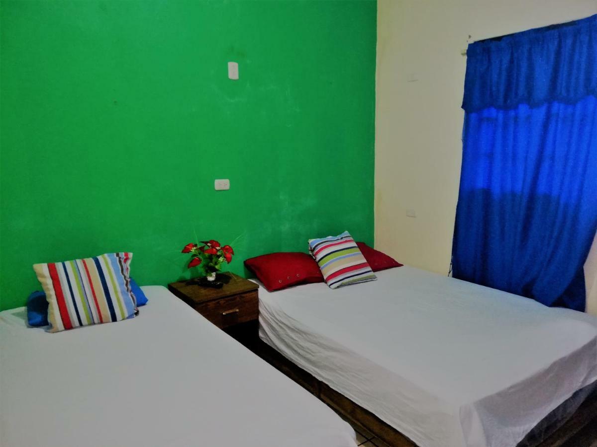 Hostal Leyendas León Zewnętrze zdjęcie